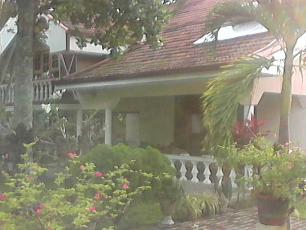 Villa Pala Негомбо Екстериор снимка